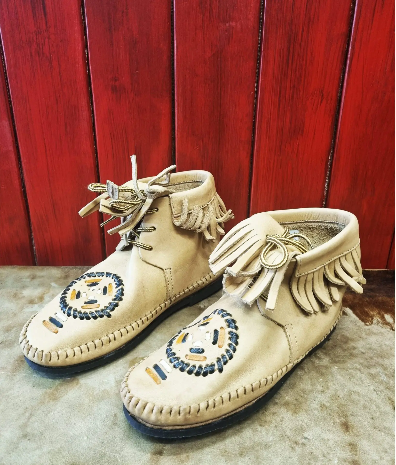 Zuni Moccasin Natural