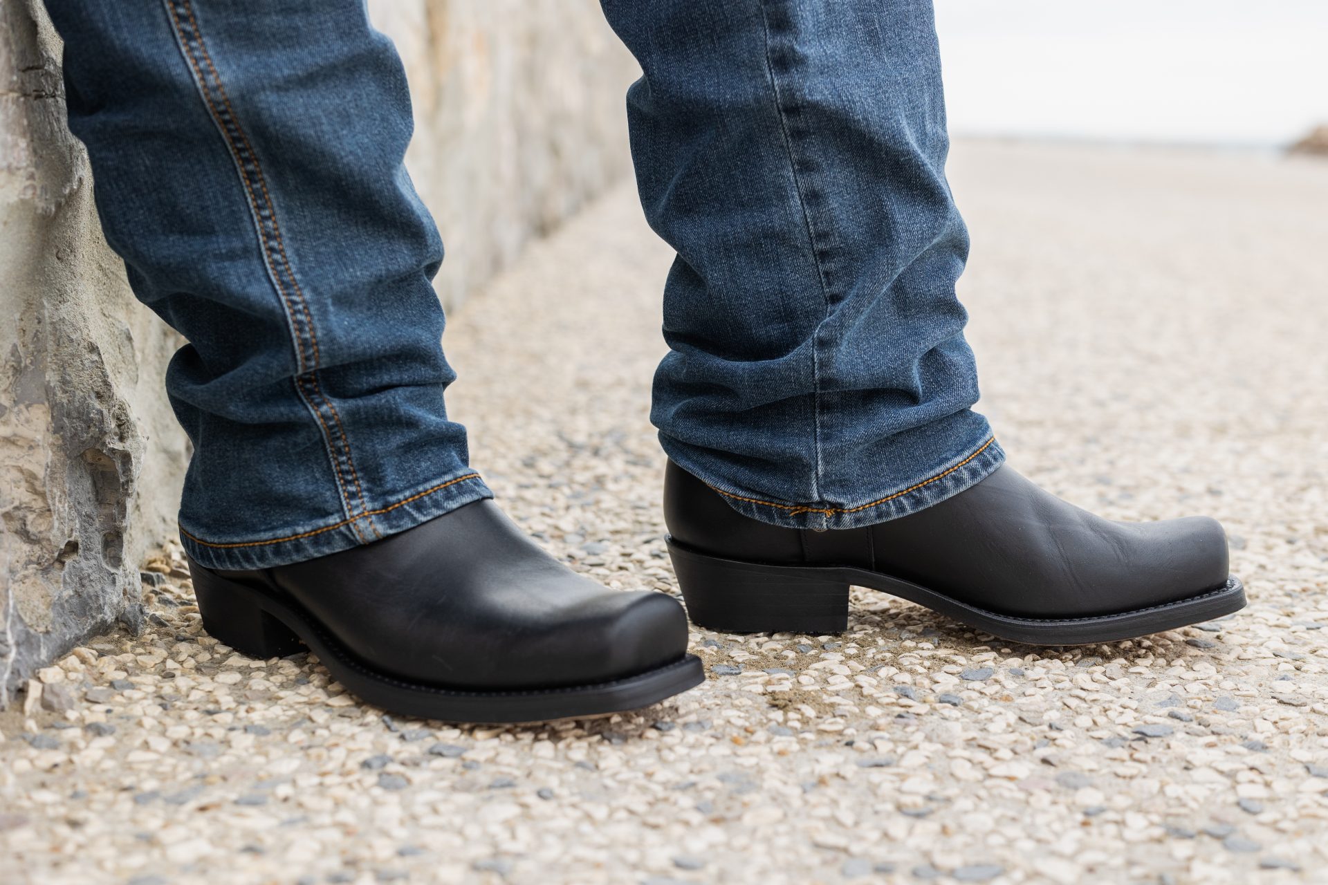 bout carré 001 noir